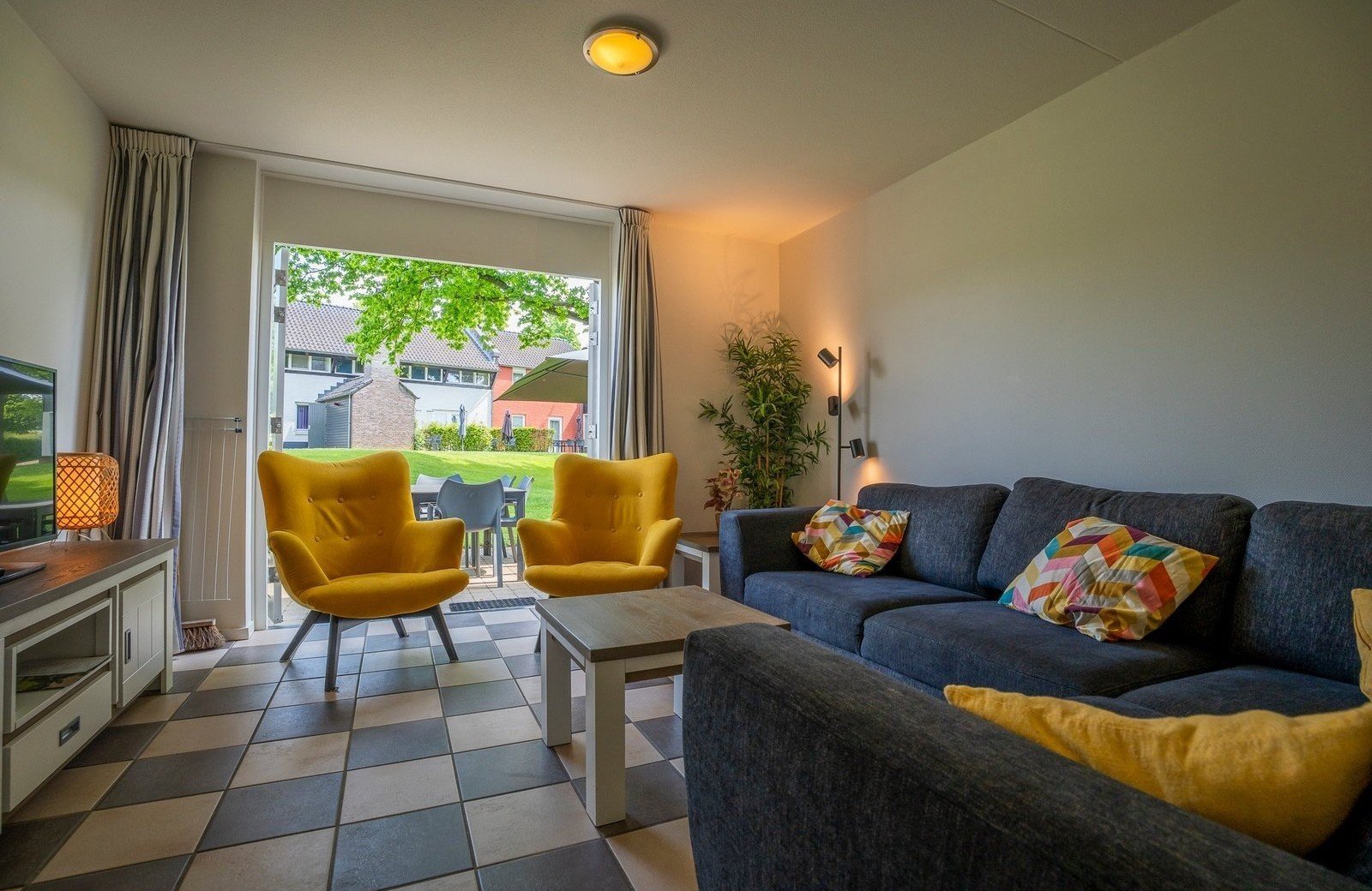 6 persoons premium vakantiewoning mechelerhof huisje 307 woonkamer